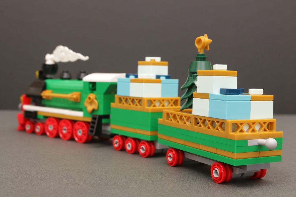 LEGO 40700 Christmas Train gift with purchase review 10 1024x683