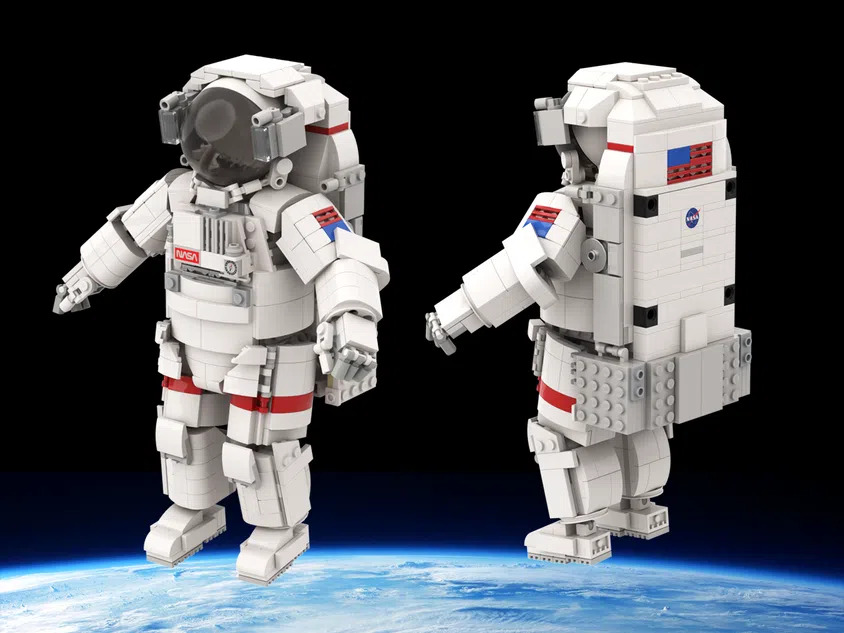 LEGO Ideas Astronaut