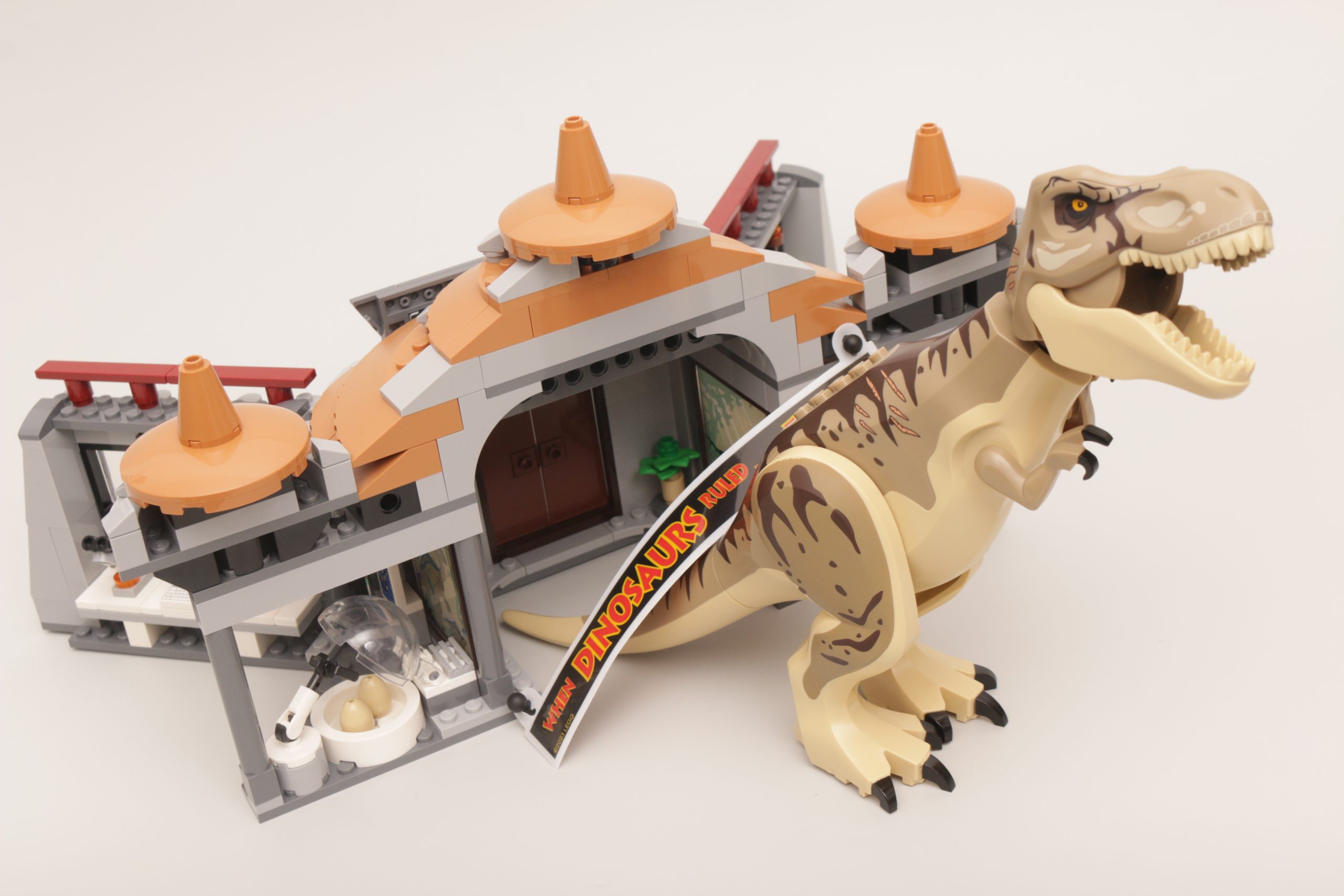LEGO Jurassic Park 76961 Visitor Centre T. rex Raptor Attack review 10 scaled