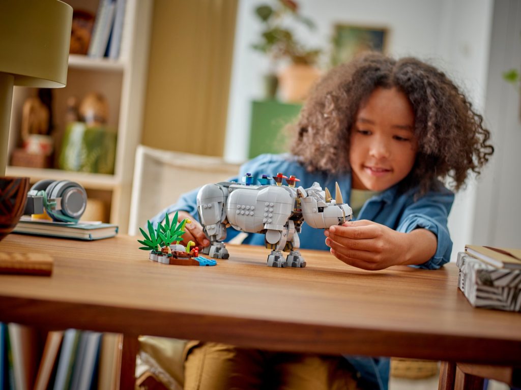LEGO Creator 3 in 1 31171 Wild Animals Majestic Rhino with Birds 9 1024x767