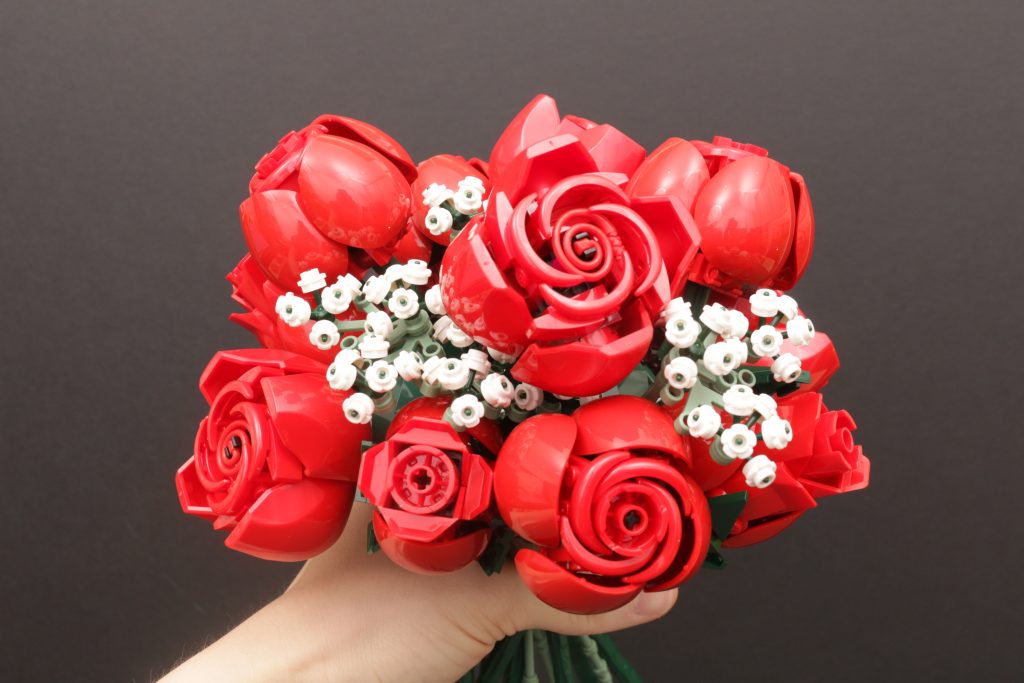 LEGO Botanical Collection 10328 Bouquet of Roses review 11i 1024x683