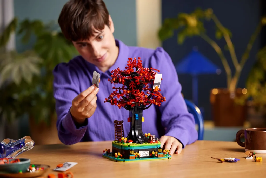 LEGO Ideas 21346 Family Tree 7 1024x683
