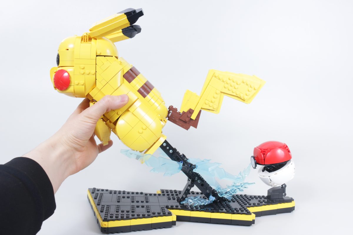 LEGO Pokemon 72152 Pikachu and Poke Ball review 17 1200x800
