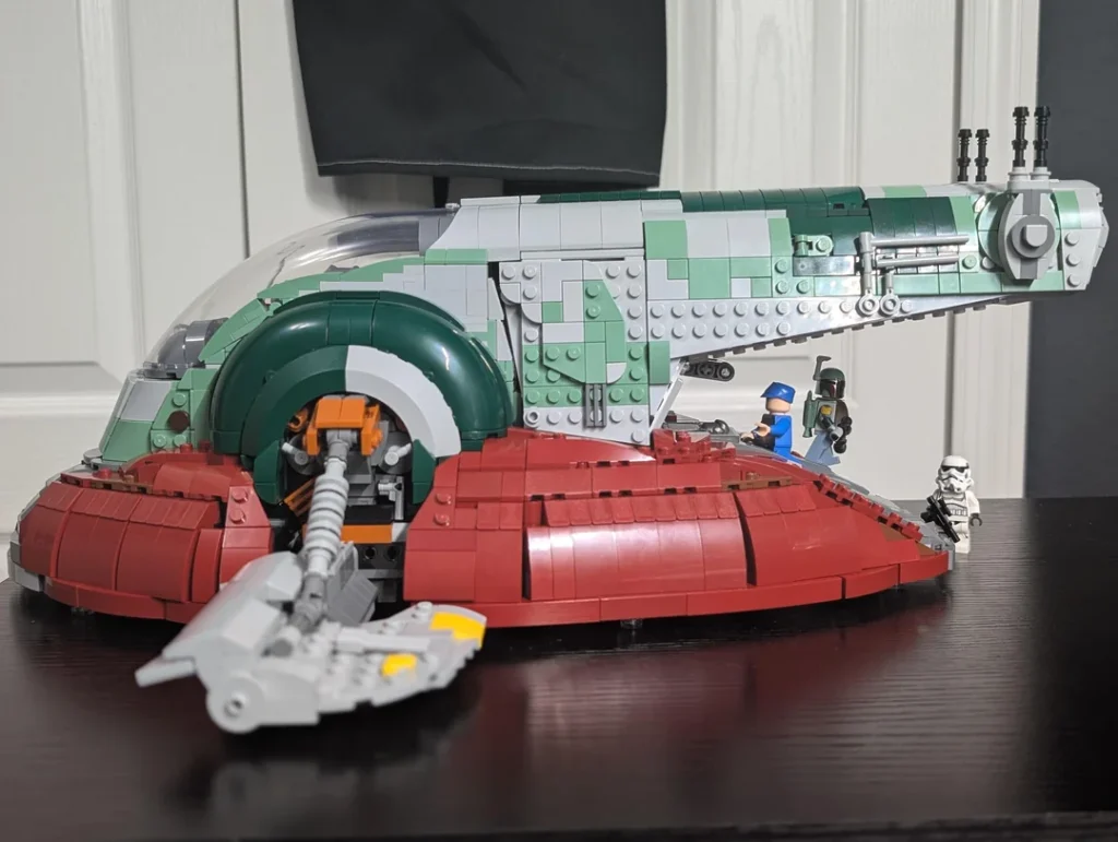 REDDIT LEGO Star Wars 75409 Jango Fetts Starship Boba Fett colours 9 1024x771