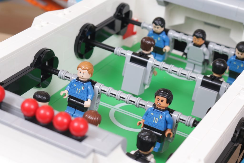 LEGO Football minifigures FIFA World Cup 2022 Qatar Brazil Argentina USA Messi Neymar McKennie FireStar Toys review 13 1024x683