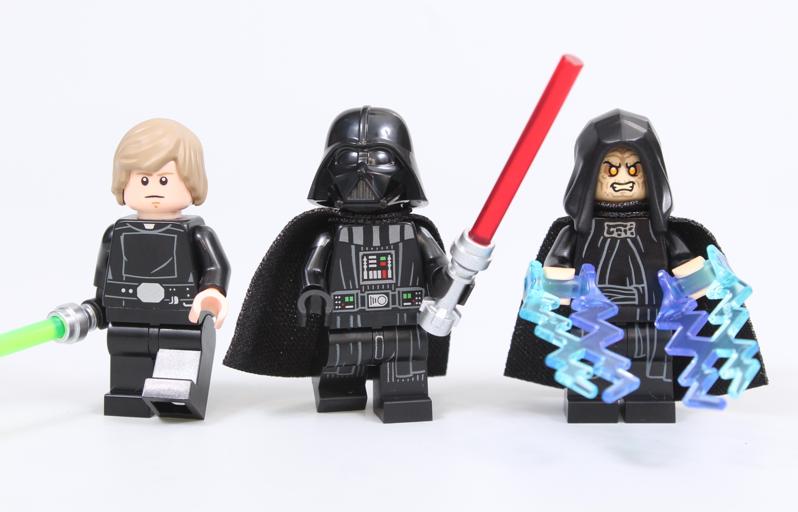 LEGO Star Wars 75352 Emperors Throne Room Diorama review 35 scaled
