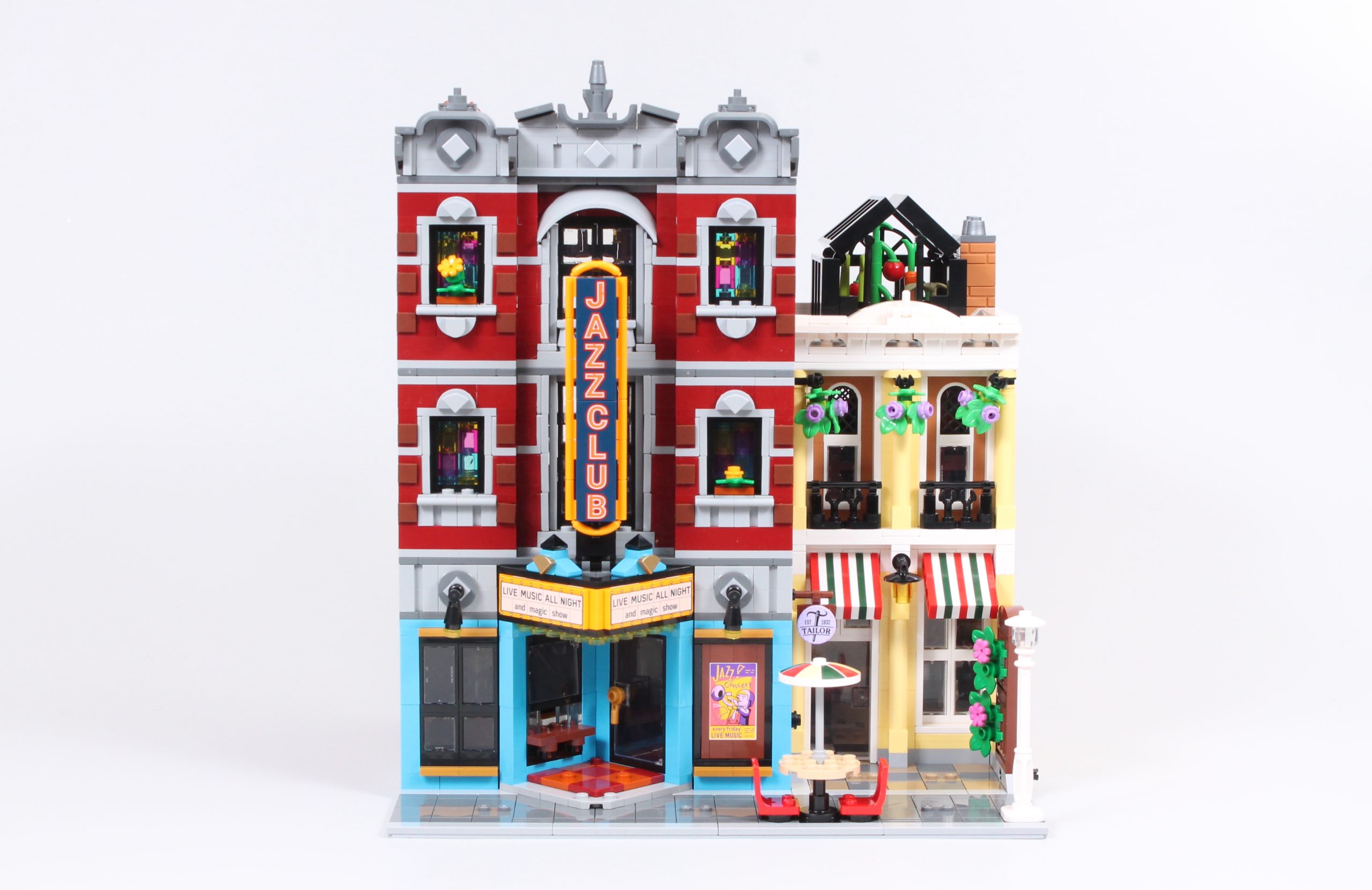 LEGO Icons 10312 Jazz Club review 1 scaled